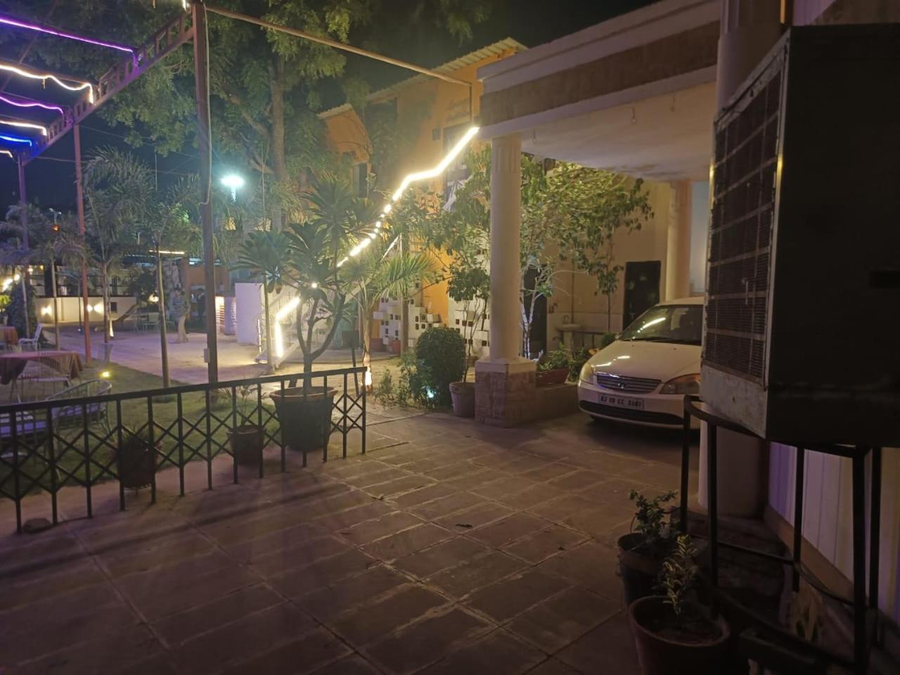 Sisodia Hotel & Resorts Jodhpur  Extérieur photo